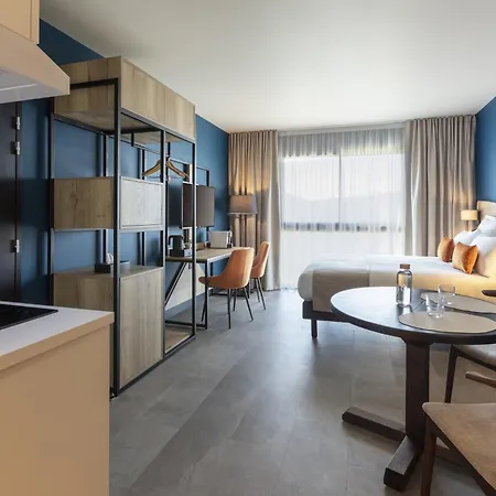 Ostoria Périgueux, Bw Signature Collection Hotel